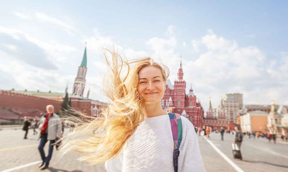 Rusya’nın vize işlemlerini durdurduğu 16 Mart tarihinden önce aldığı vizeyi sınırlar kapalı olduğu için kullanamayanlara ise, ücret talep edilemeden Rusya tarafından yeni vize verilecek- Ligarba Travel
