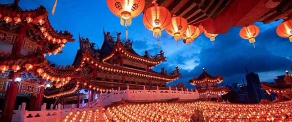 Kuala Lumpur’da Çin Yeni Yılı için kırmızı fenerler asıldı