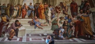 Vatikan Müzesi kapılarını yeniden açtı