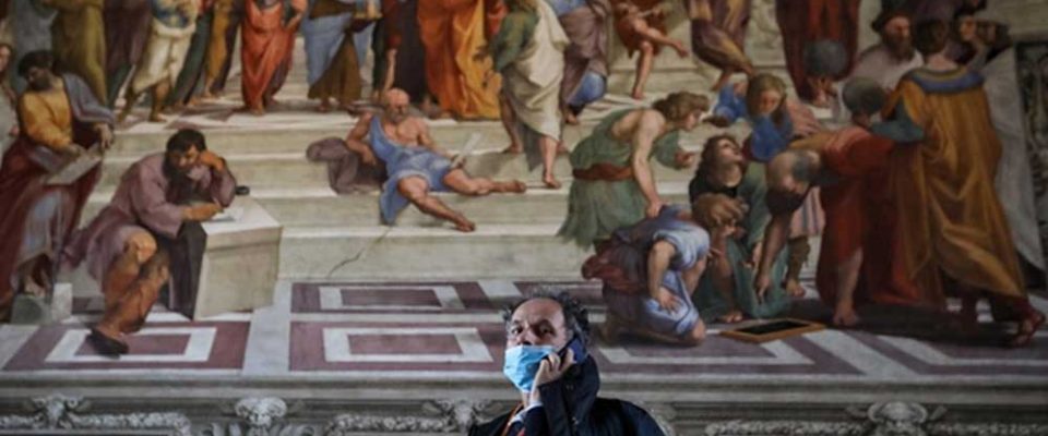 Vatikan Müzesi kapılarını yeniden açtı