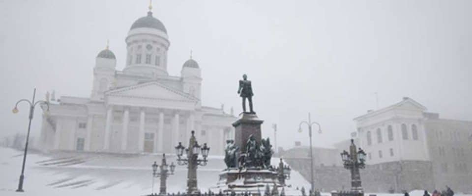Helsinki’de yoğun kar yağışı
