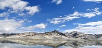 Tibet’teki bir sulak alan manzarası