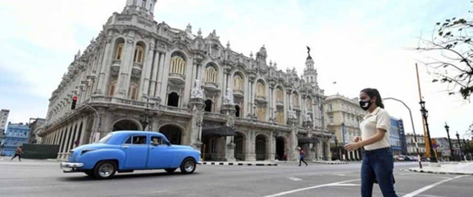 Küba bu yıl 2,2 milyon turist bekliyor